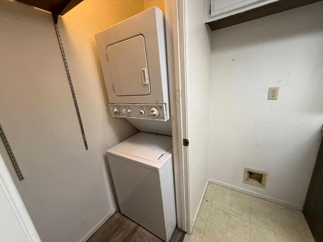 9672 Gage St - Photo 6 of 16