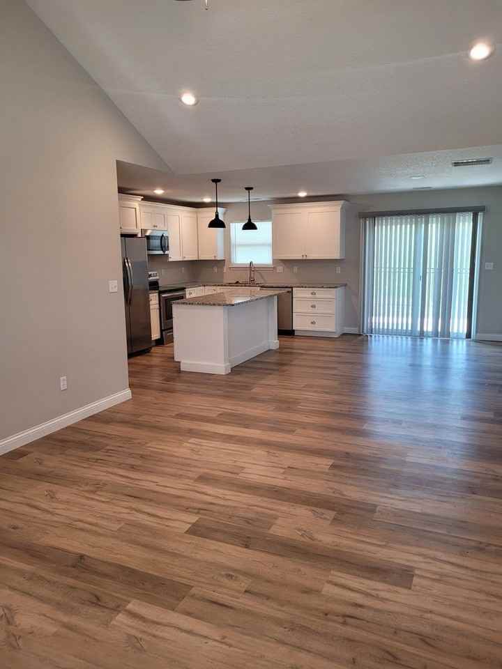 3517 Barcus Ct - Photo 2 of 17