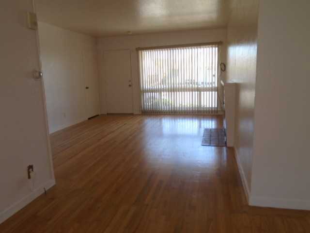 128 Newton St - Photo 2 of 15