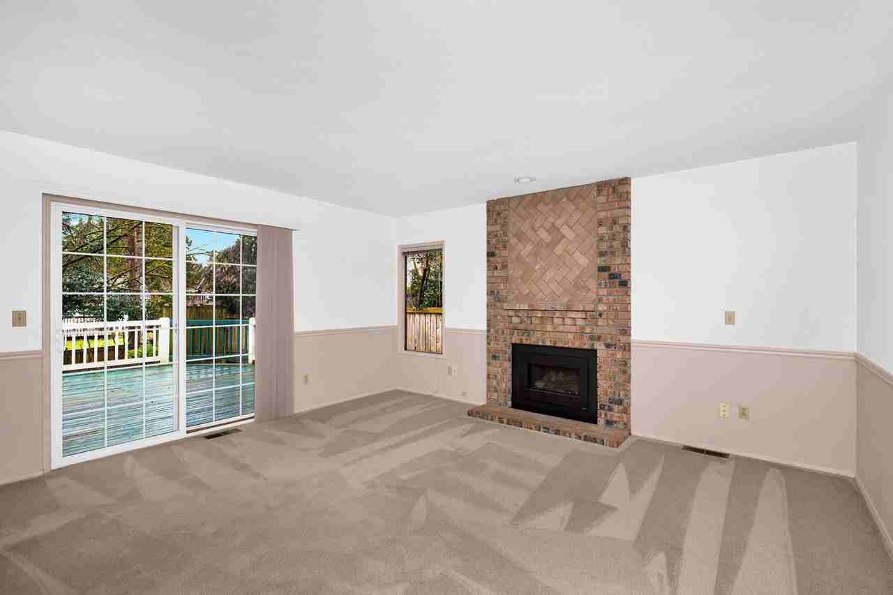 4314 170th Ct Ne - Photo 7 of 18