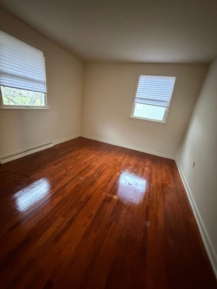 17812 Washington Grove Ln - Photo 6 of 24