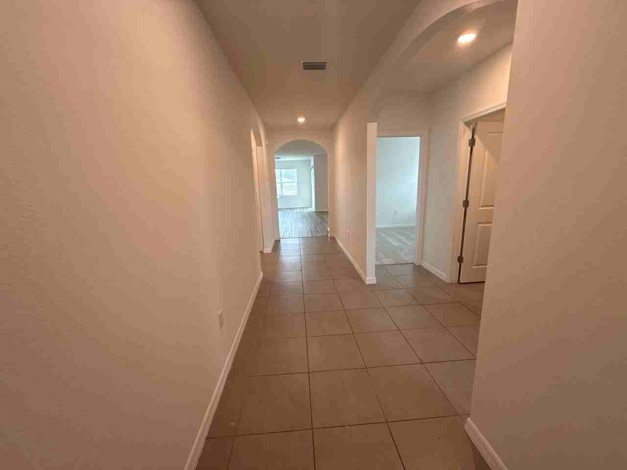 2985 Ne 43rd Rd - Photo 7 of 26