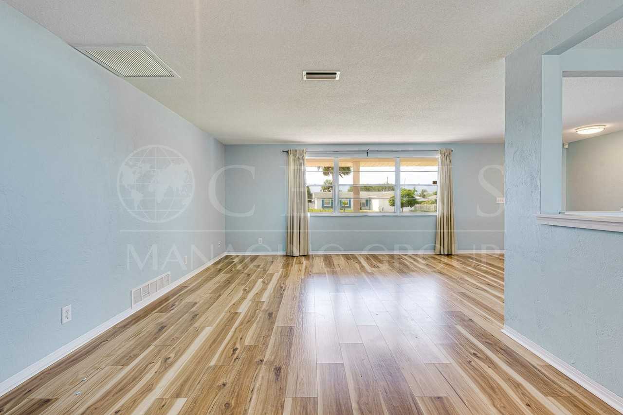 313 Plaza Blvd - Photo 7 of 35