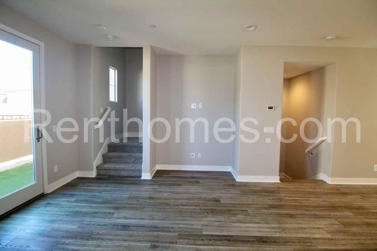 4326 Star Path Way #5 - Photo 6 of 31