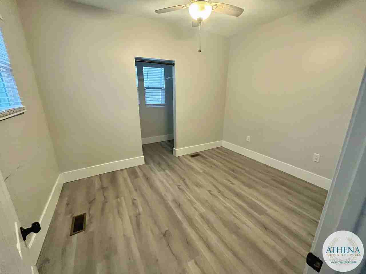 631 North St - Photo 5 of 18