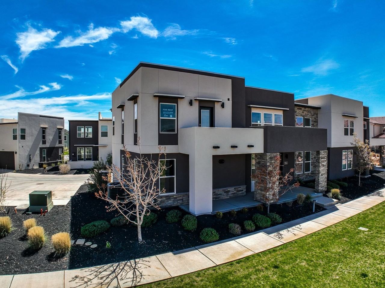 5544 S Ochre Ln - Photo 2 of 43