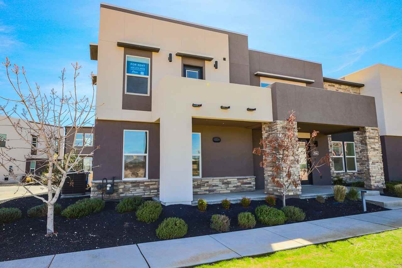 5544 S Ochre Ln - Photo 5 of 43