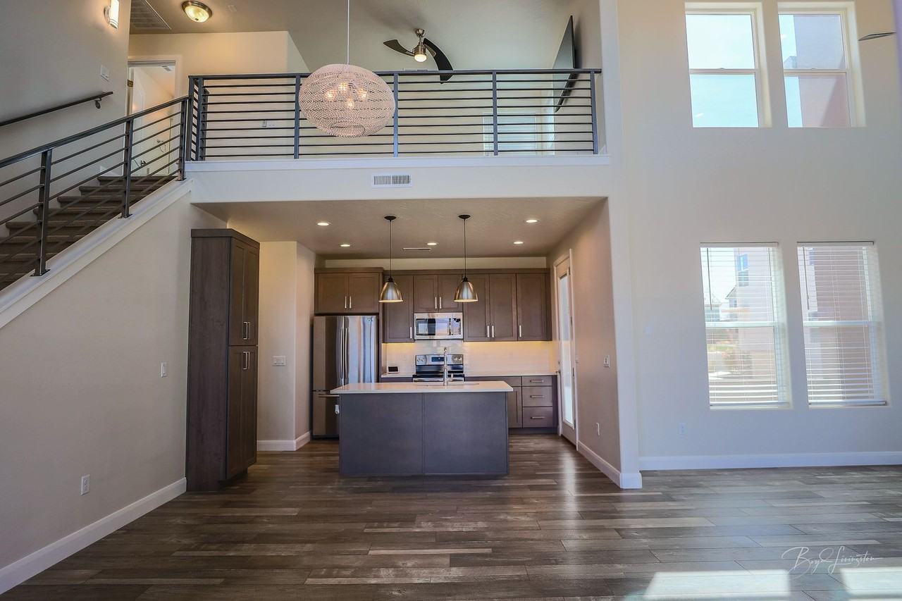 5544 S Ochre Ln - Photo 7 of 43