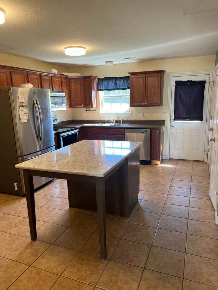 4808 Edenton Blvd - Photo 3 of 14