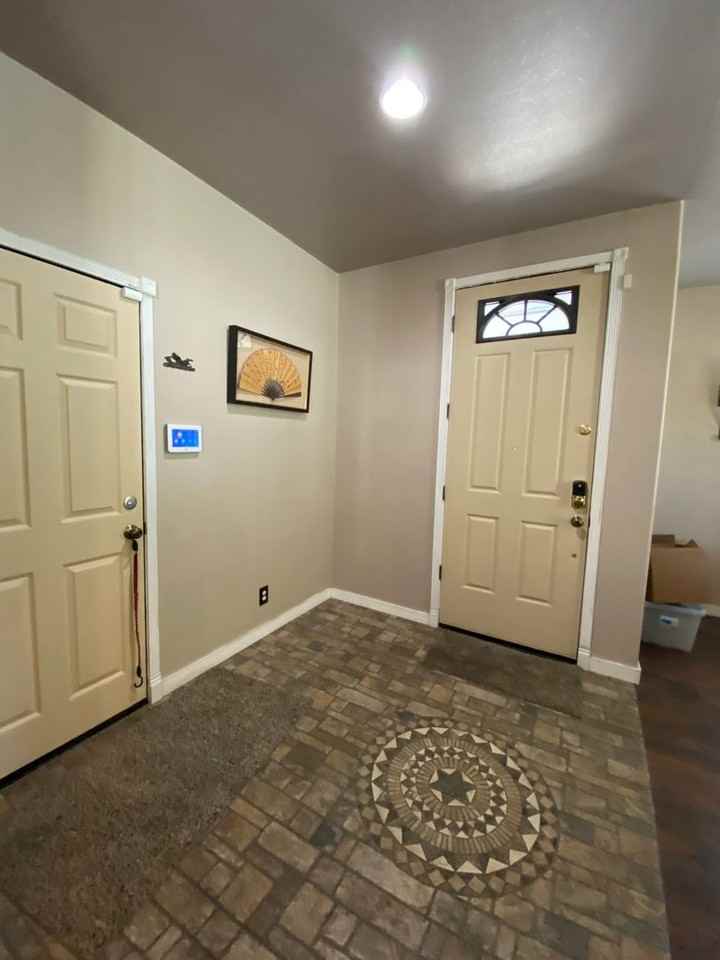 2306 N Rock Creek Dr - Photo 3 of 13