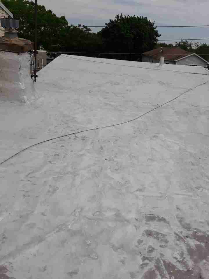 107 Palm St - Photo 2 of 17