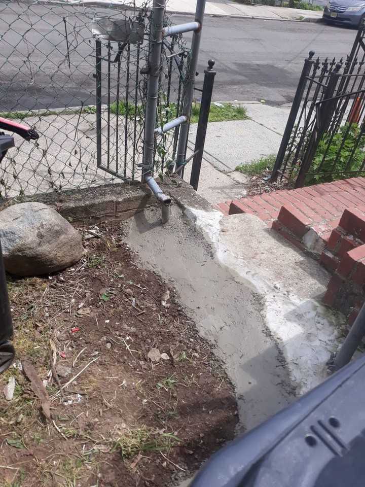 107 Palm St - Photo 4 of 17