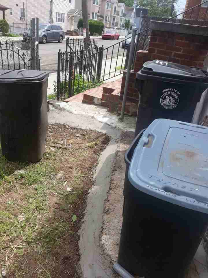 107 Palm St - Photo 7 of 17