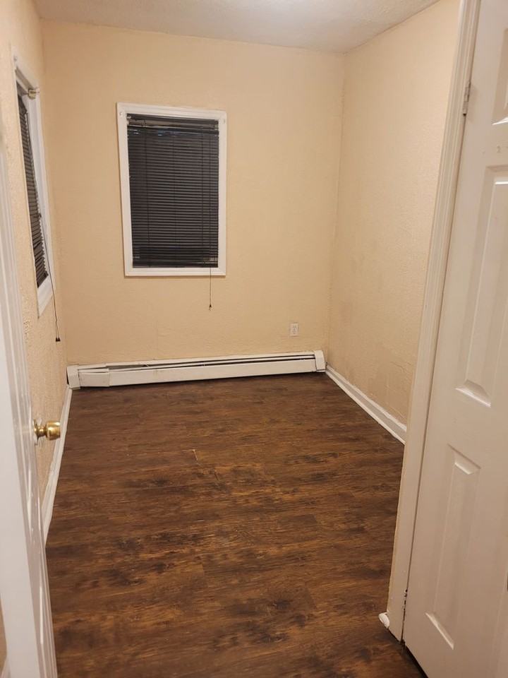 107 Palm St - Photo 7 of 42