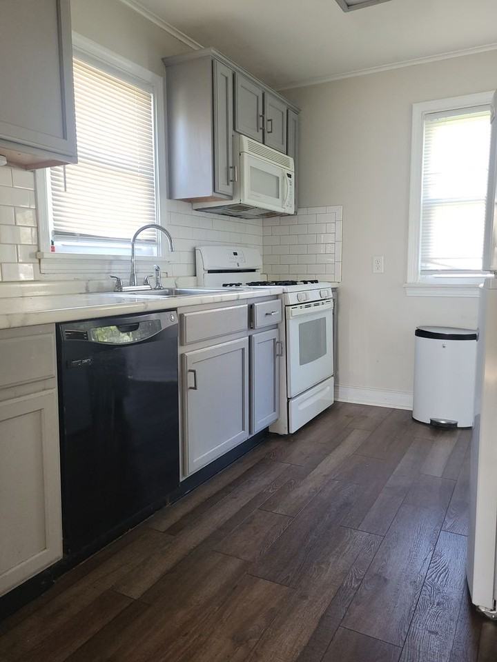 97 1st St - Photo 7 of 15