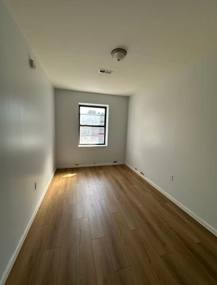 1001 Arch St - Photo 7 of 14