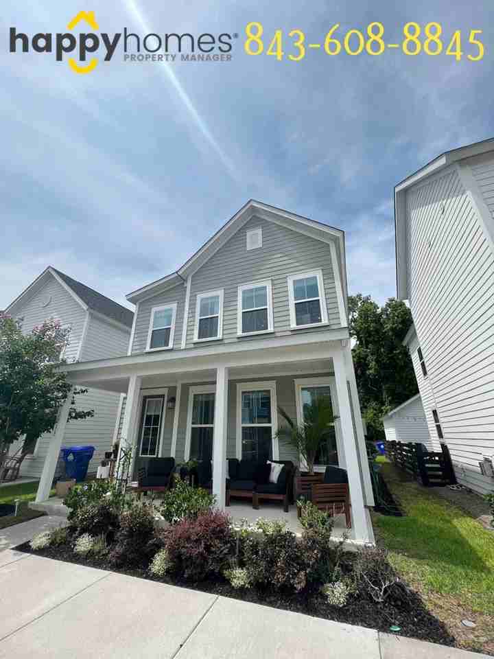 1715 Indy Dr - Photo 2 of 37