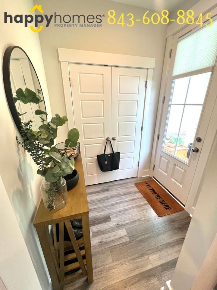 1715 Indy Dr - Photo 4 of 37