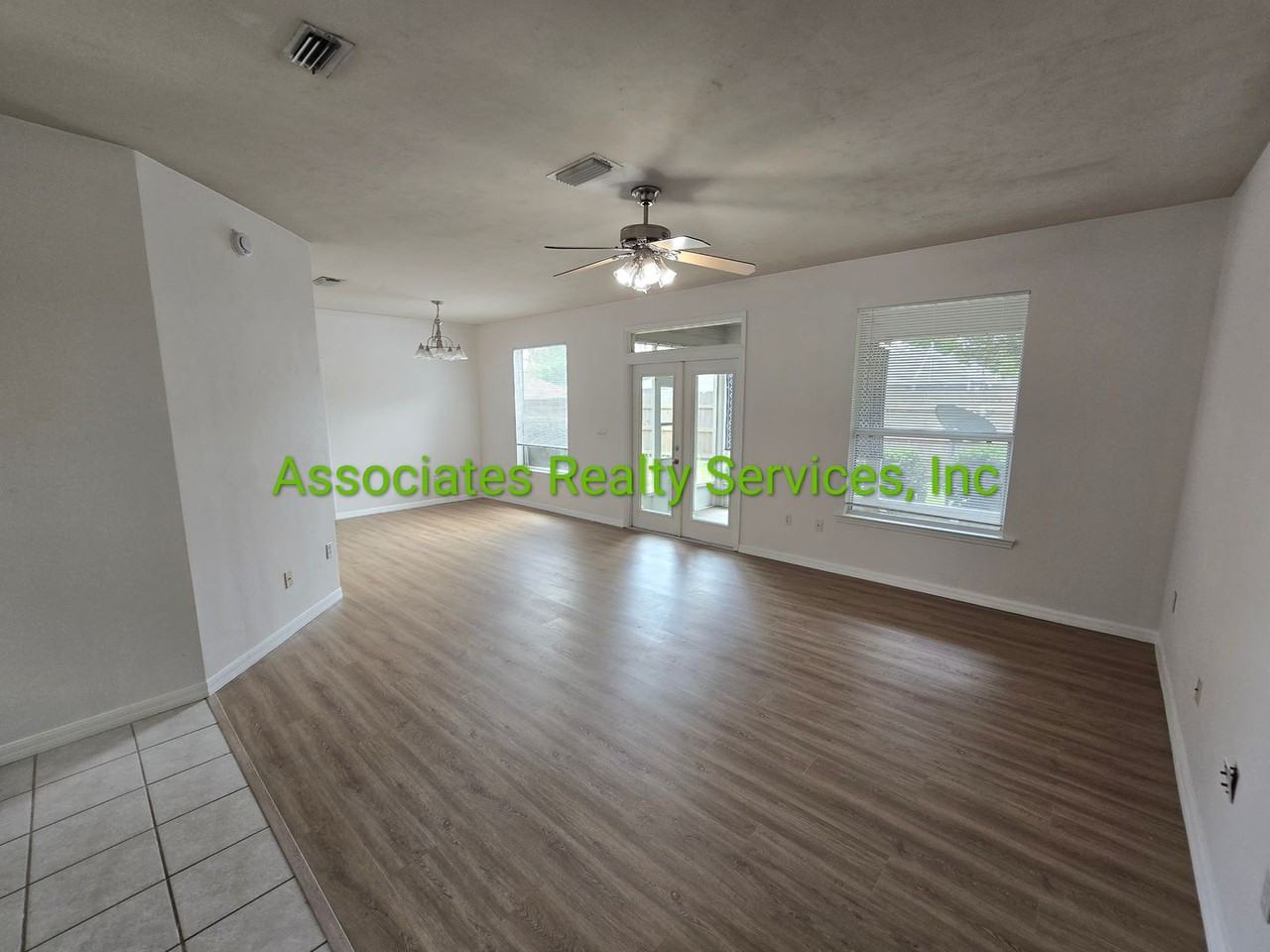 7321 Nw 117th Ln - Photo 4 of 12