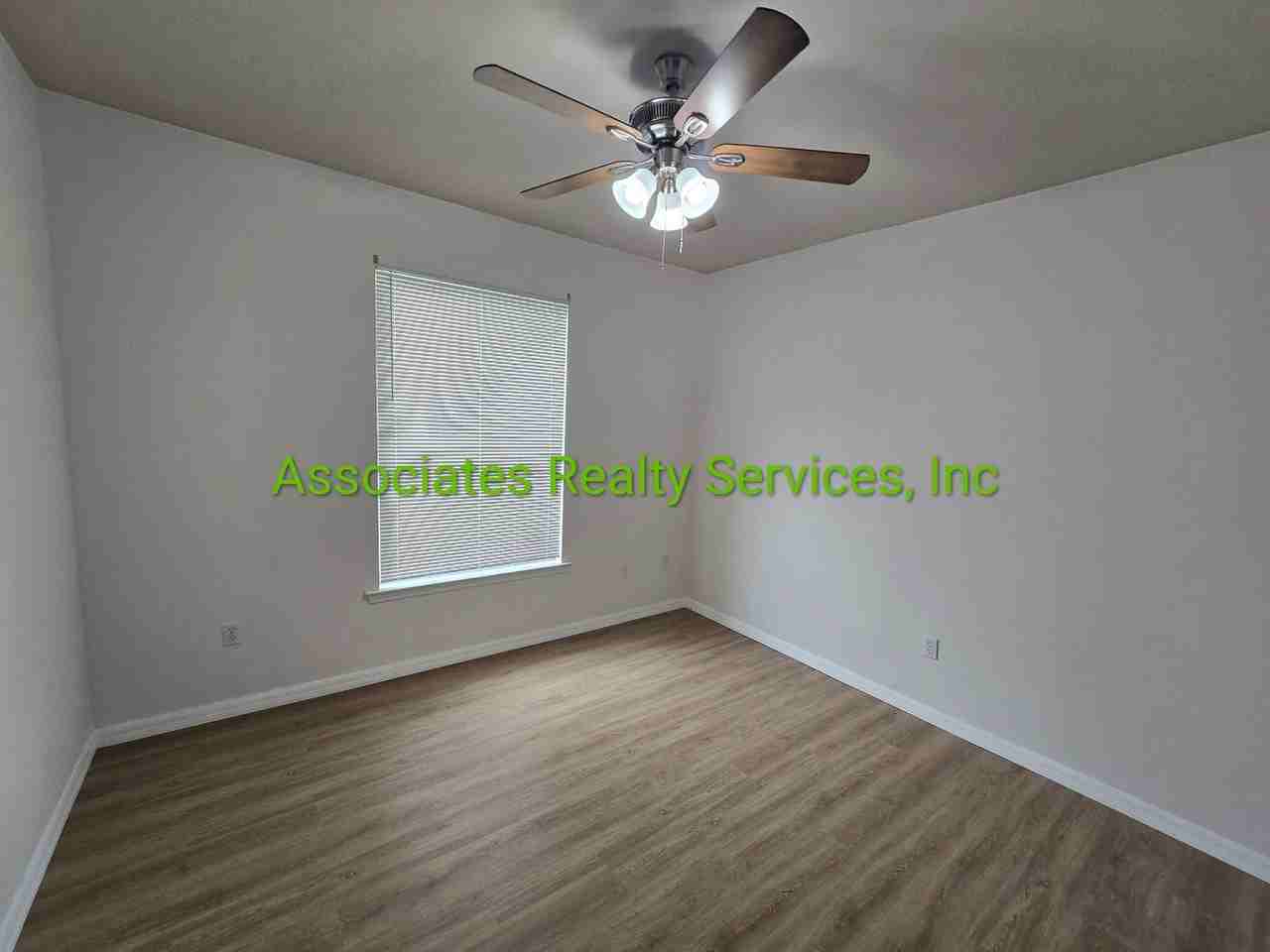 7321 Nw 117th Ln - Photo 7 of 12