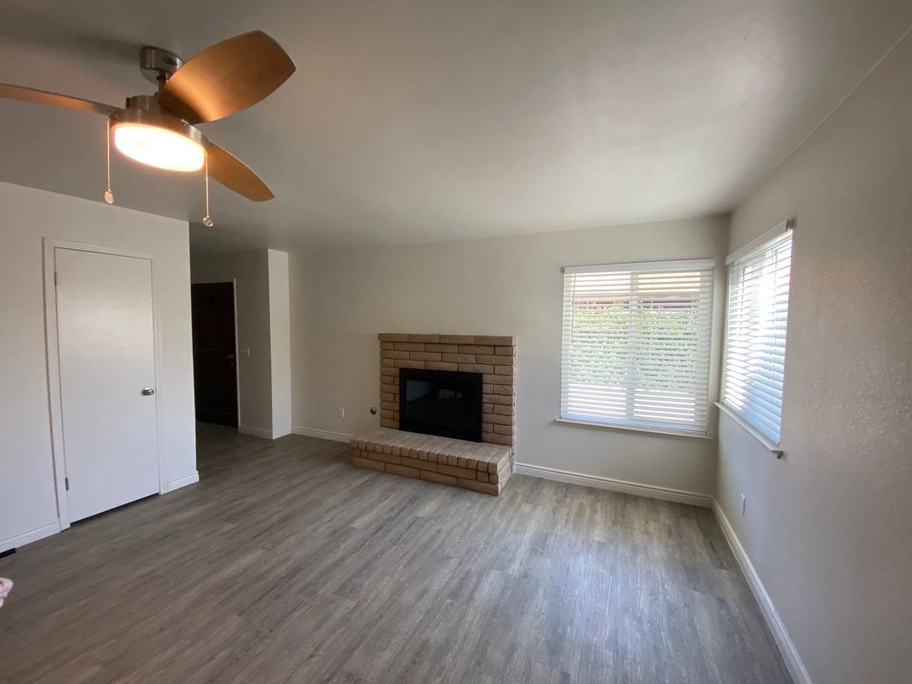 5716 W Robinwood Ave - Photo 6 of 15