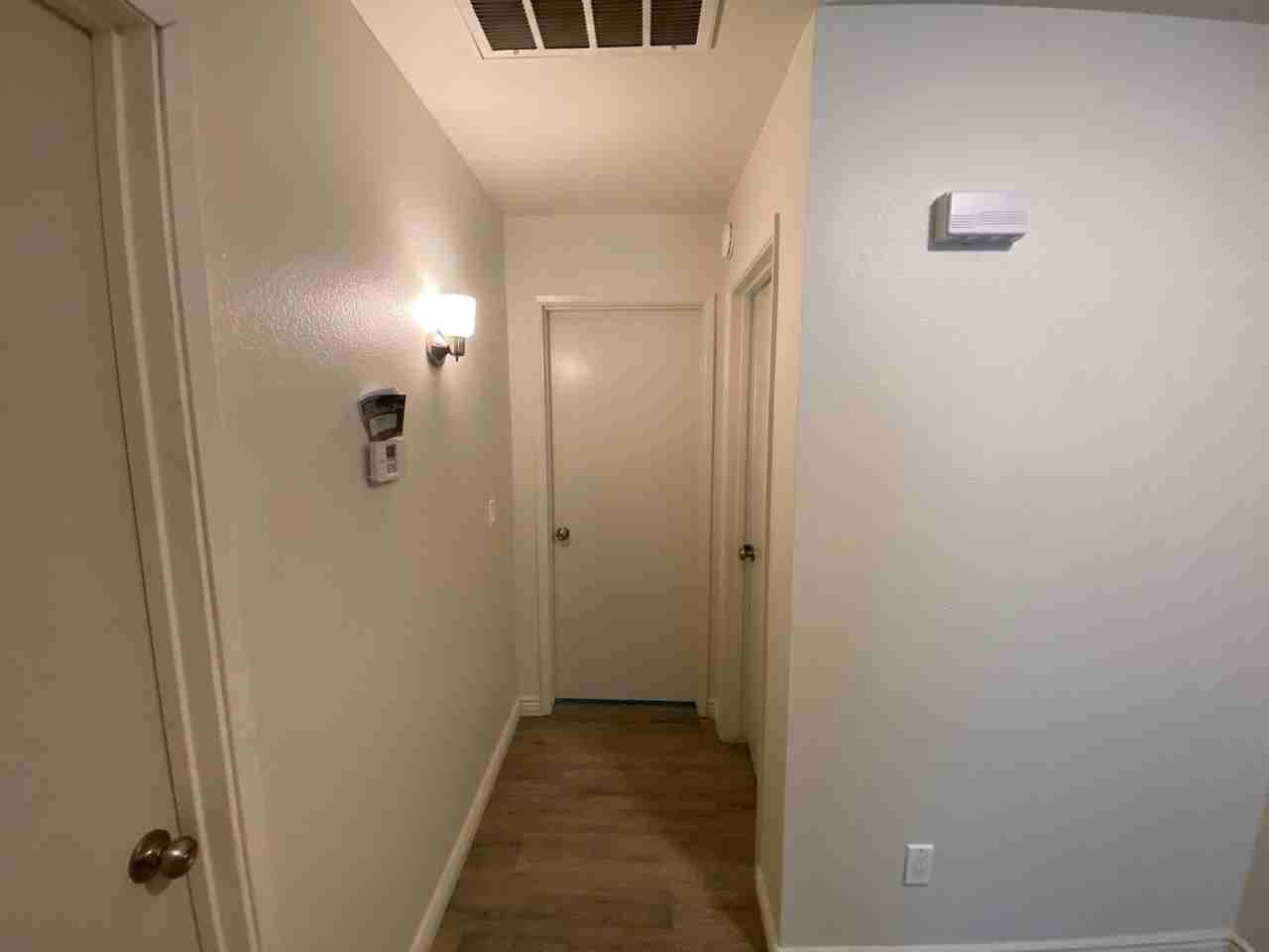 5716 W Robinwood Ave - Photo 7 of 15