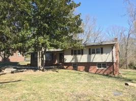 featured image of 975 Melrose Dr