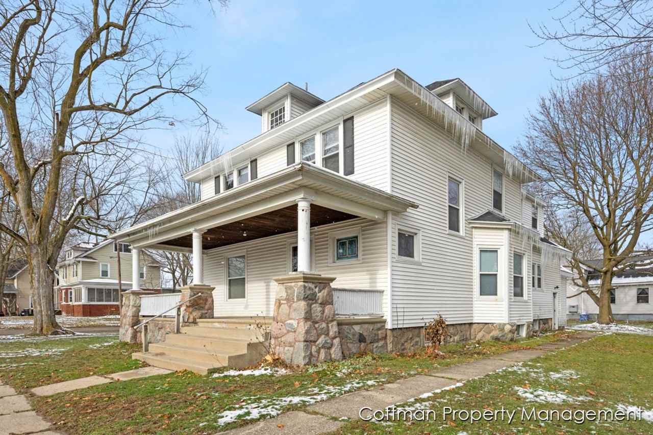 303 Emmons St Caledonia - Photo 3 of 18