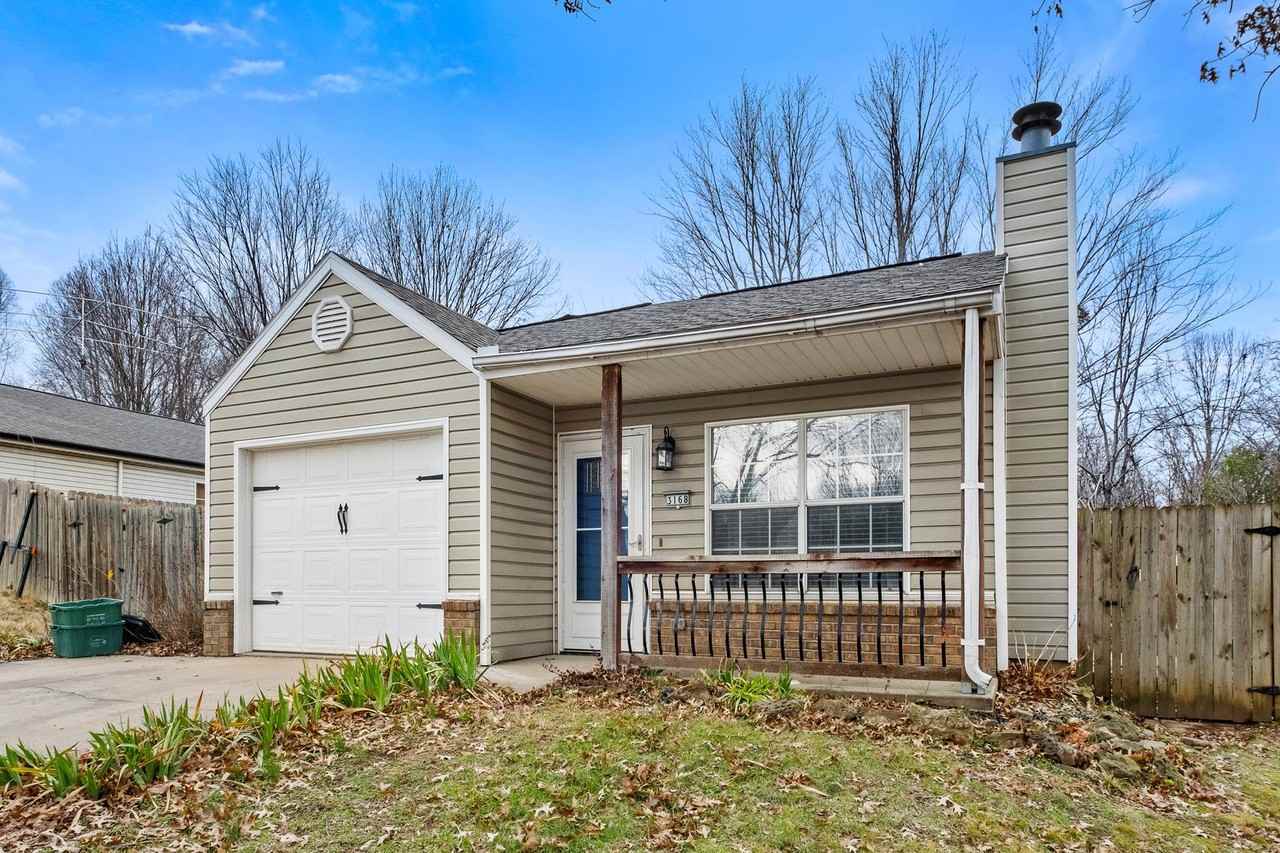 3168 W Parkway Dr - Photo 2 of 27