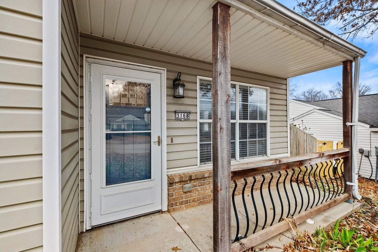 3168 W Parkway Dr - Photo 4 of 27