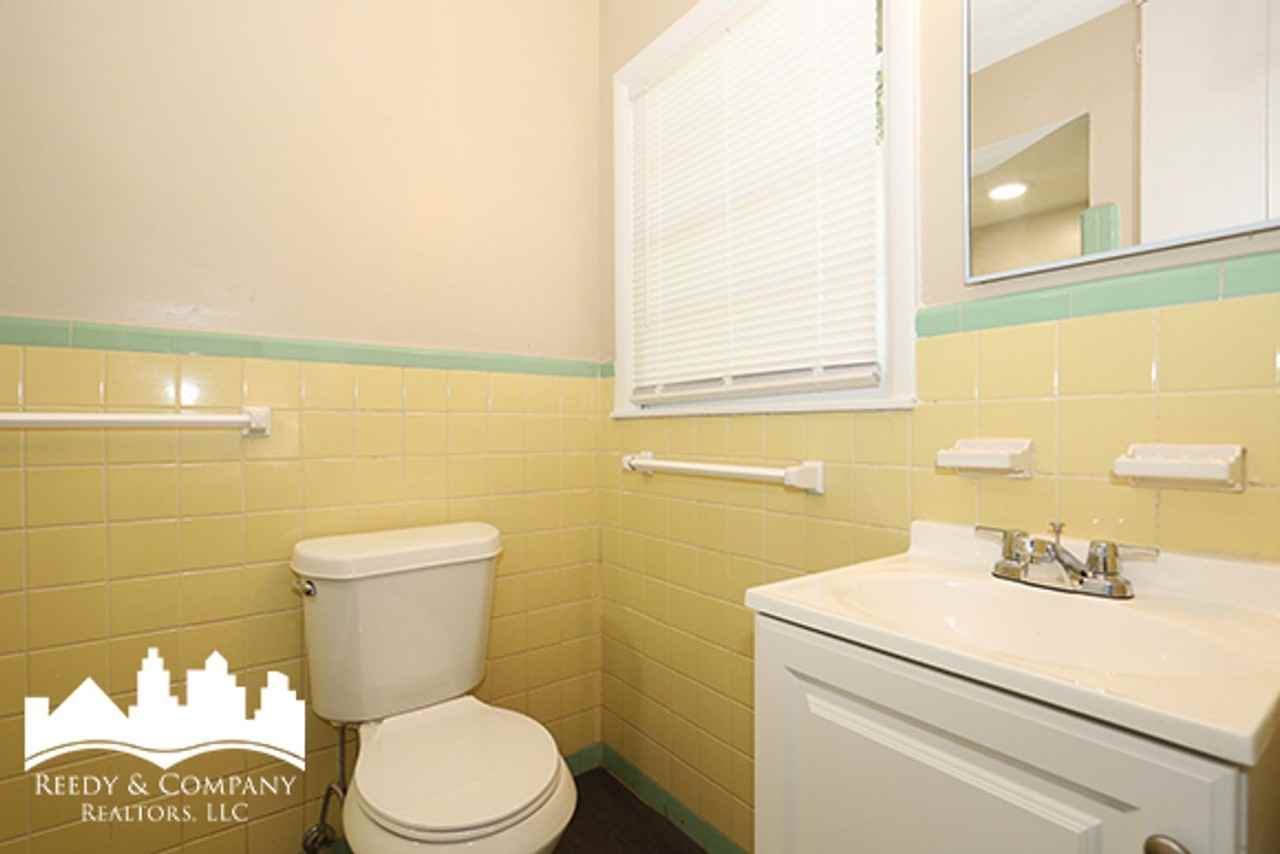 4057 Faronia Dr - Photo 5 of 18