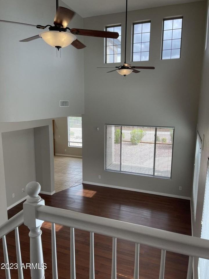 3117 S Southwind Dr - Photo 7 of 35