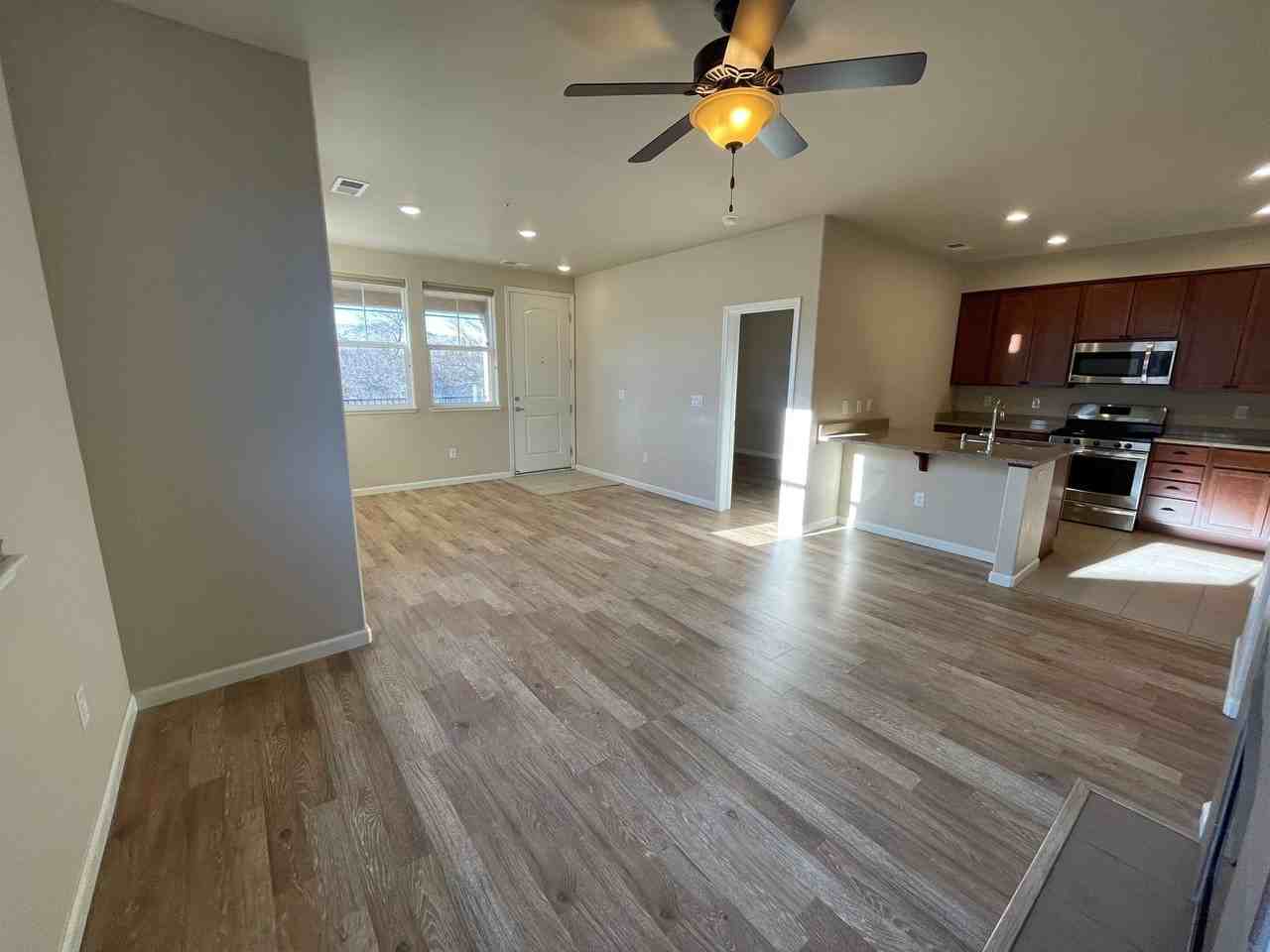 2490 Eastshore Pl #208 - Photo 4 of 13