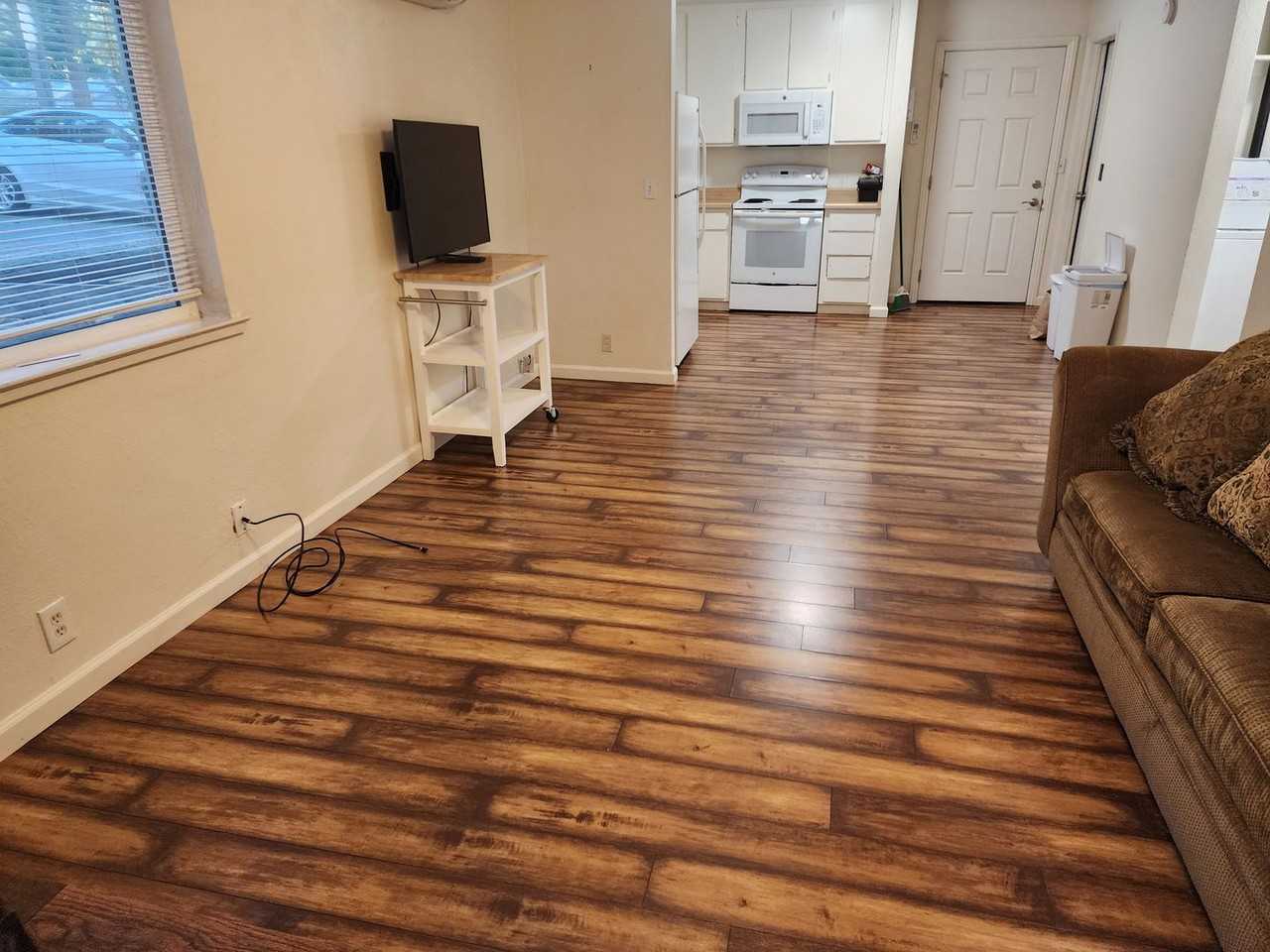 2969 Oak St - Photo 3 of 11