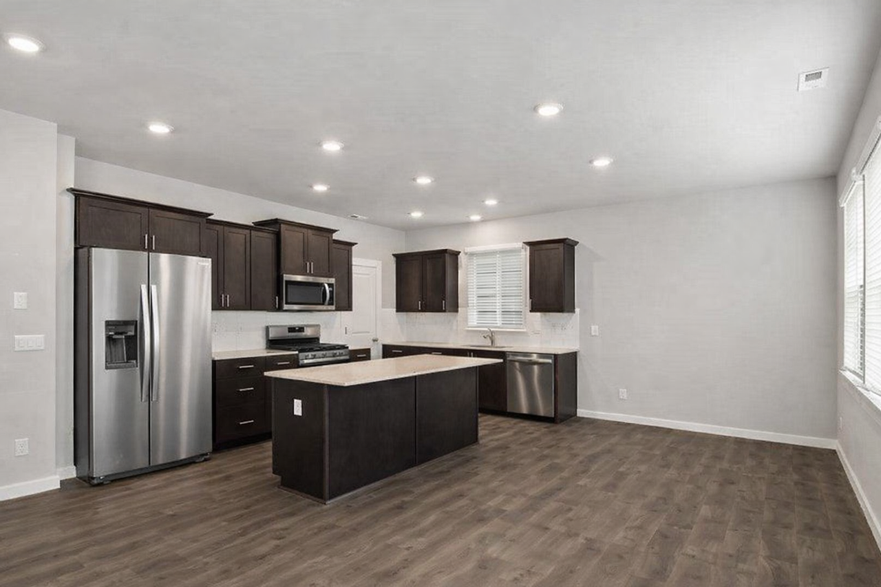 11062 188th Street Ct E - Photo 4 of 17