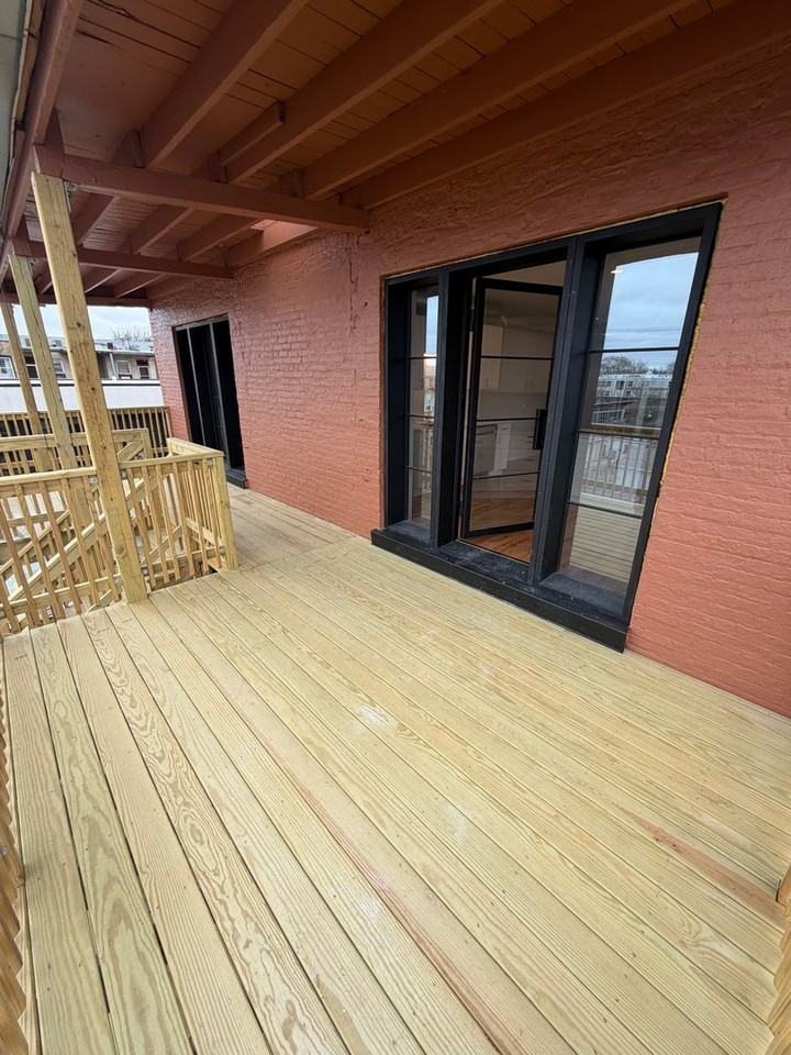 4884herm - Photo 4 of 34