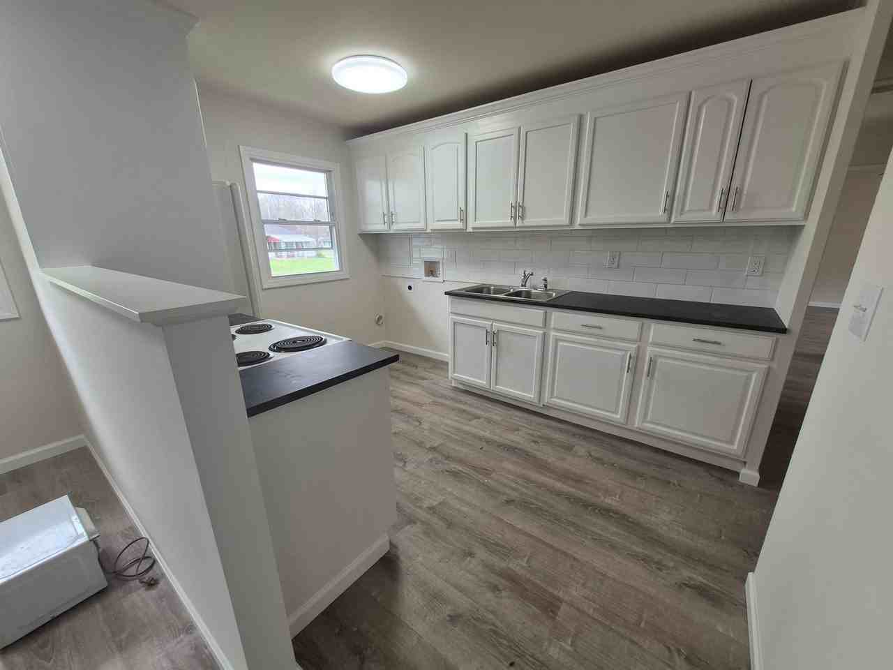 4081 Mapleleaf Dr - Photo 5 of 22