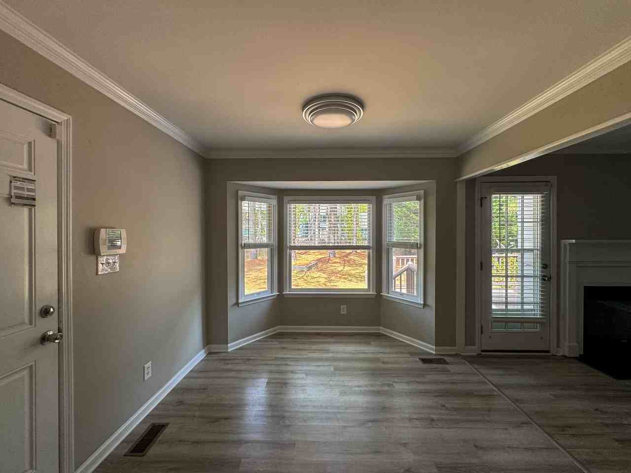 7118 Rockridge Ln - Photo 7 of 21