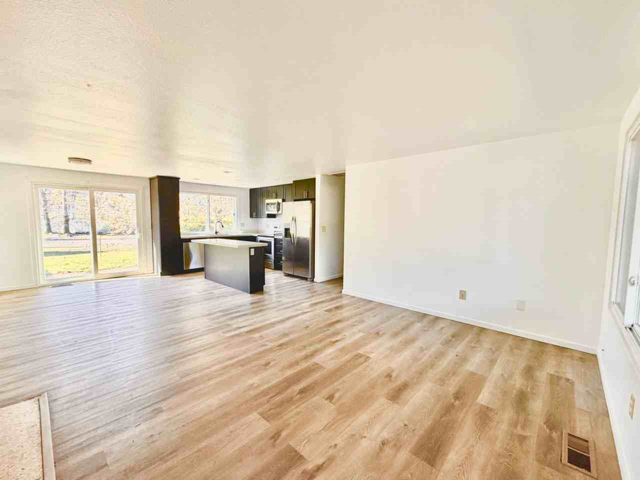 1231 S 211th Pl - Photo 2 of 30