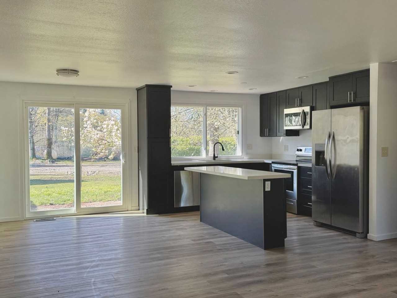 1231 S 211th Pl - Photo 3 of 30