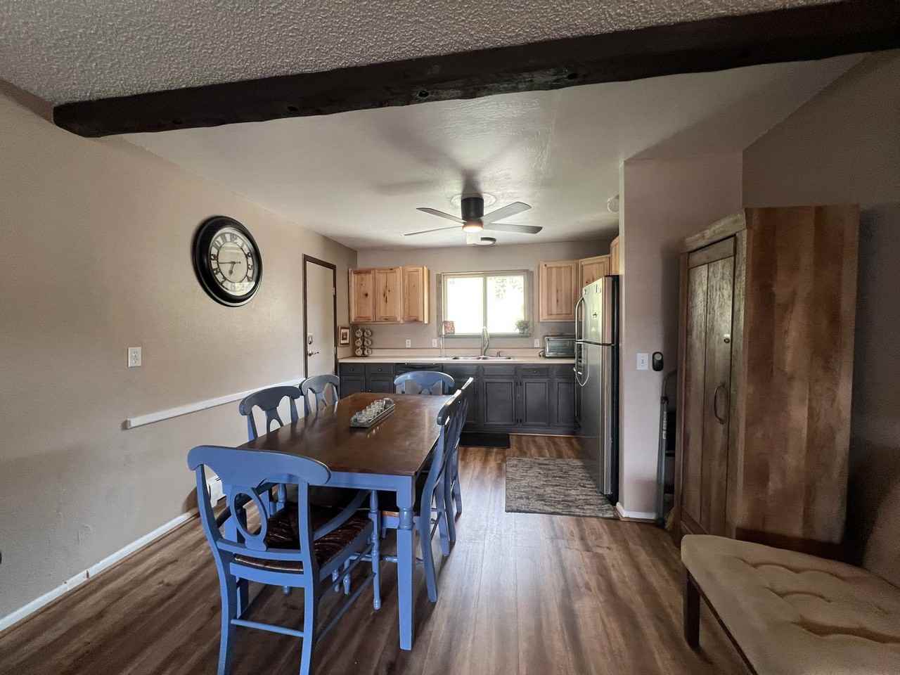 225 Hi Country Dr - Photo 2 of 26