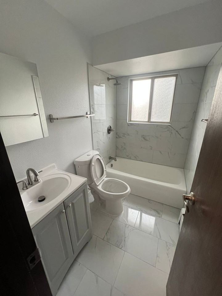 225 Hi Country Dr - Photo 6 of 26