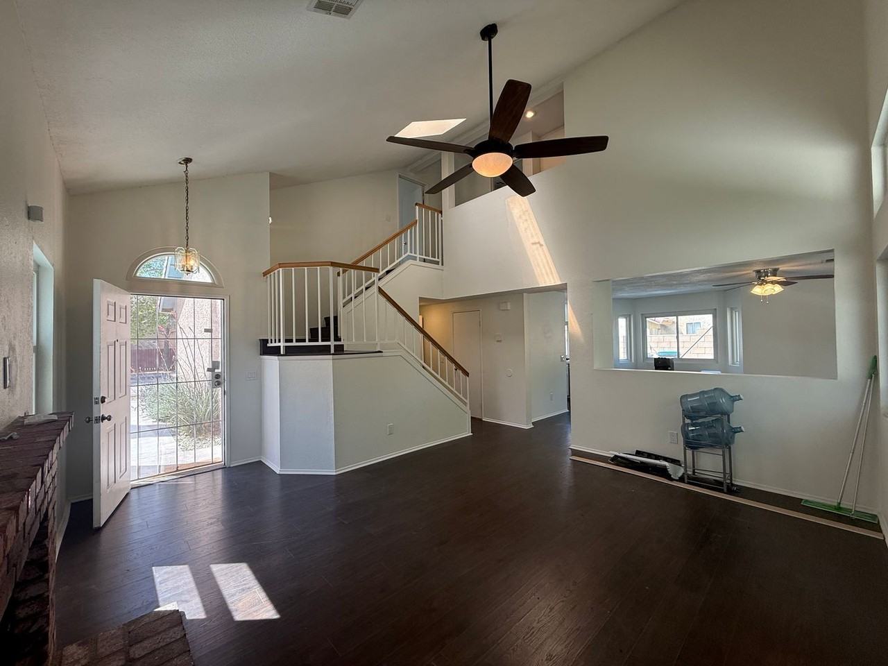 1521 E Kildare St - Photo 4 of 20