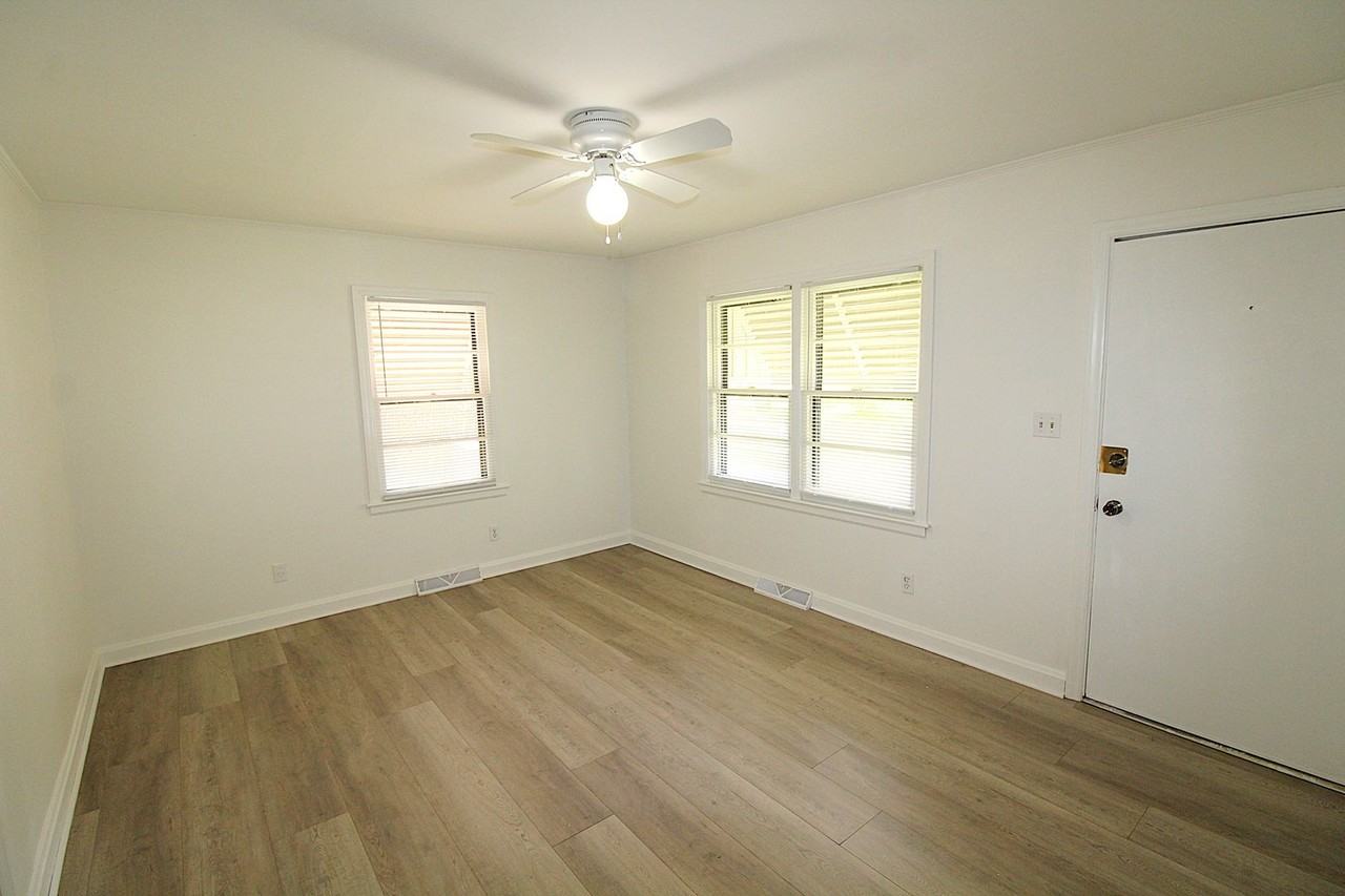 3936 Tillman Rd - Photo 4 of 18