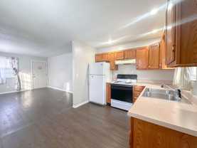 1326 S Elizabeth St - Photo 1 of 1