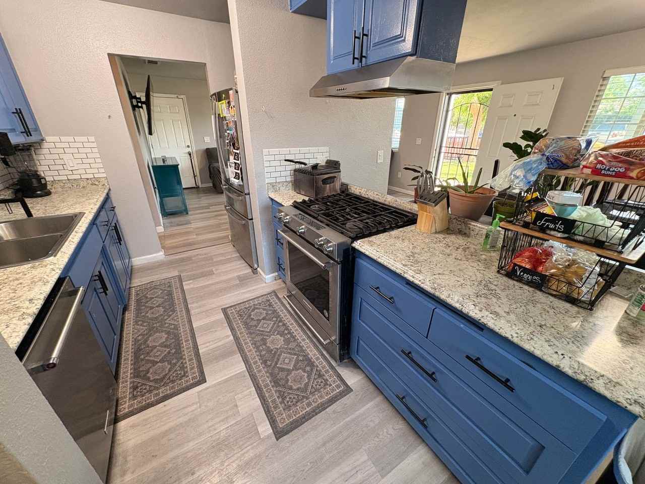 1068 Milpas St - Photo 3 of 11