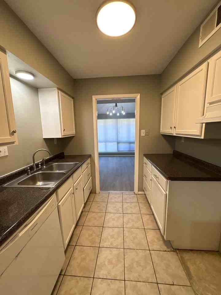 3380 Fairbanks St - Photo 4 of 16