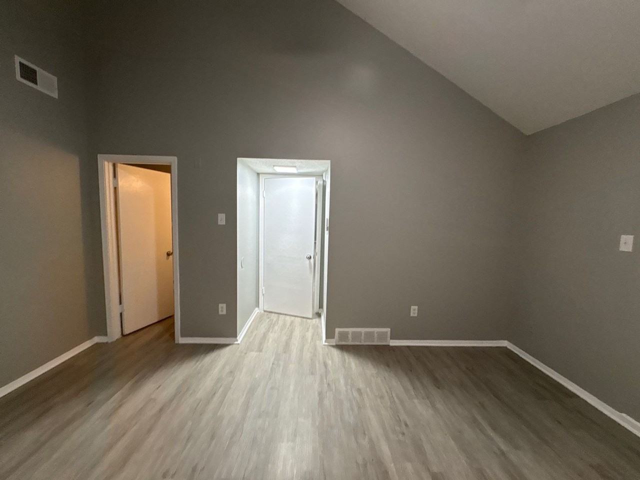 3380 Fairbanks St - Photo 5 of 16