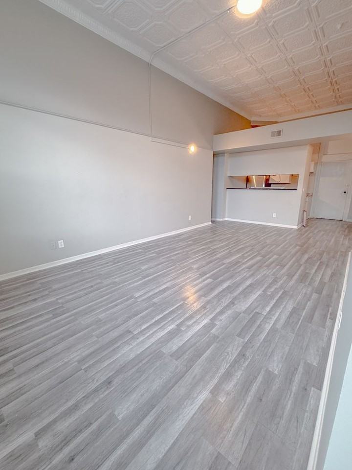 Mason School Apartments - Photo 2 of 6