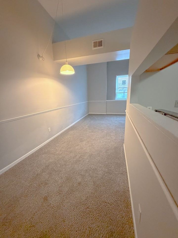 Mason School Apartments - Photo 3 of 43